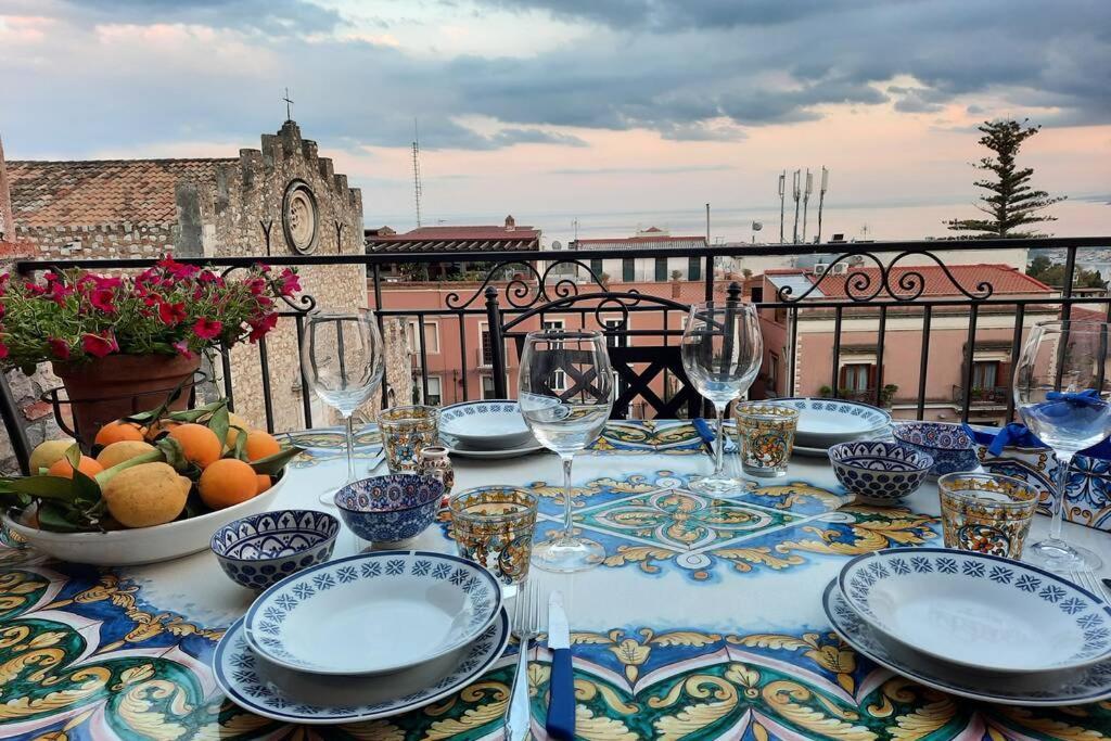 Casa Carla Al Duomo Apartment Taormina Exterior photo