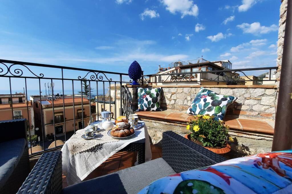 Casa Carla Al Duomo Apartment Taormina Exterior photo